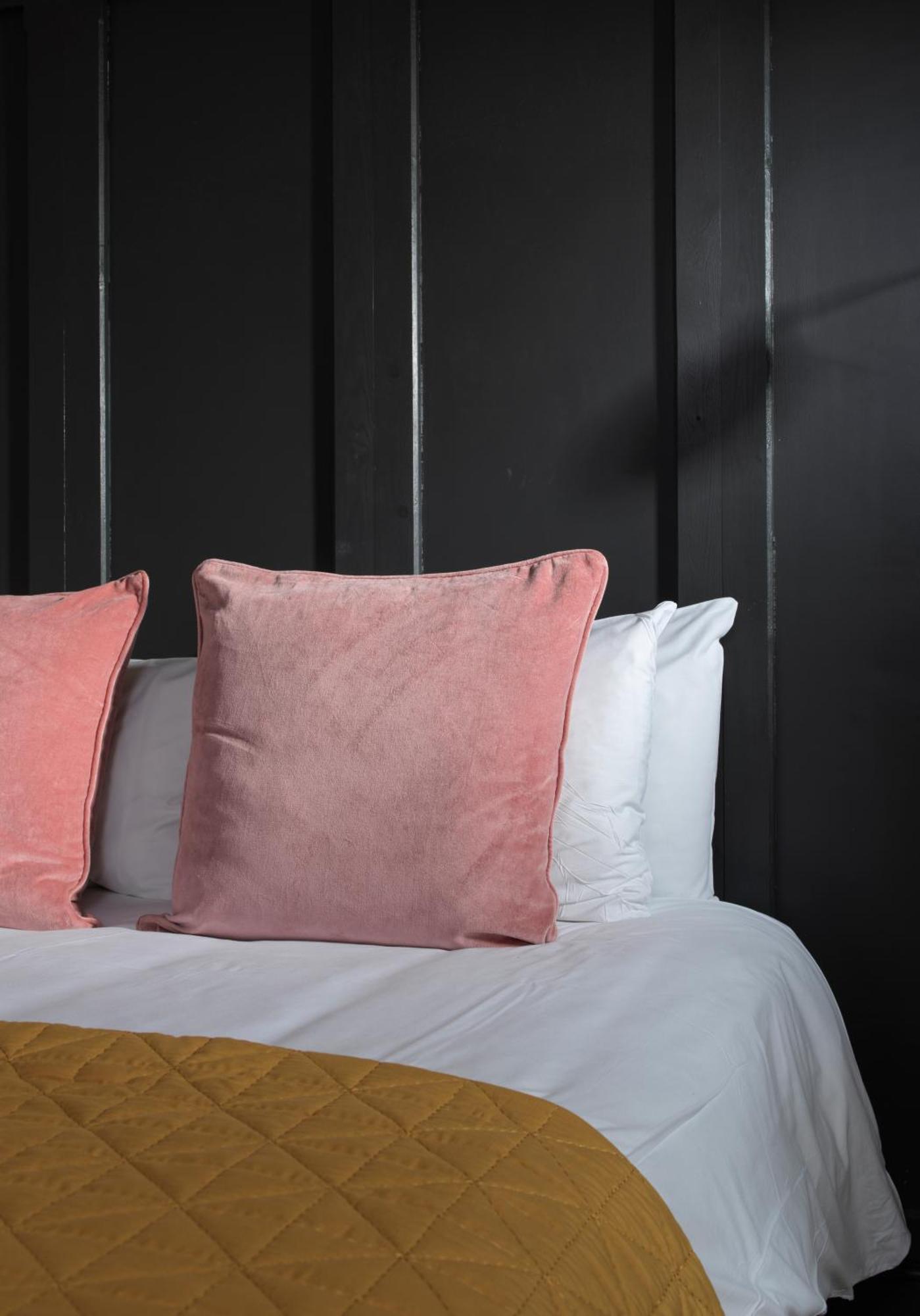 Hy Lytham St Anne'S Aparthotel Lytham St Annes Exterior foto A cushion
